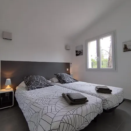 Holiday home Katiris *