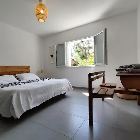 Semesterbostad Katiris