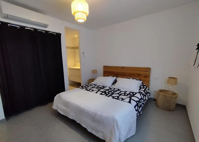 Katiris * بورتو فيكشْيو