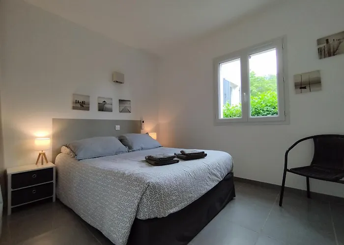 Katiris * بورتو فيكشْيو