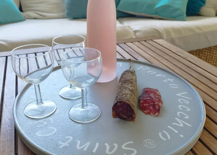 Katiris * بورتو فيكشْيو